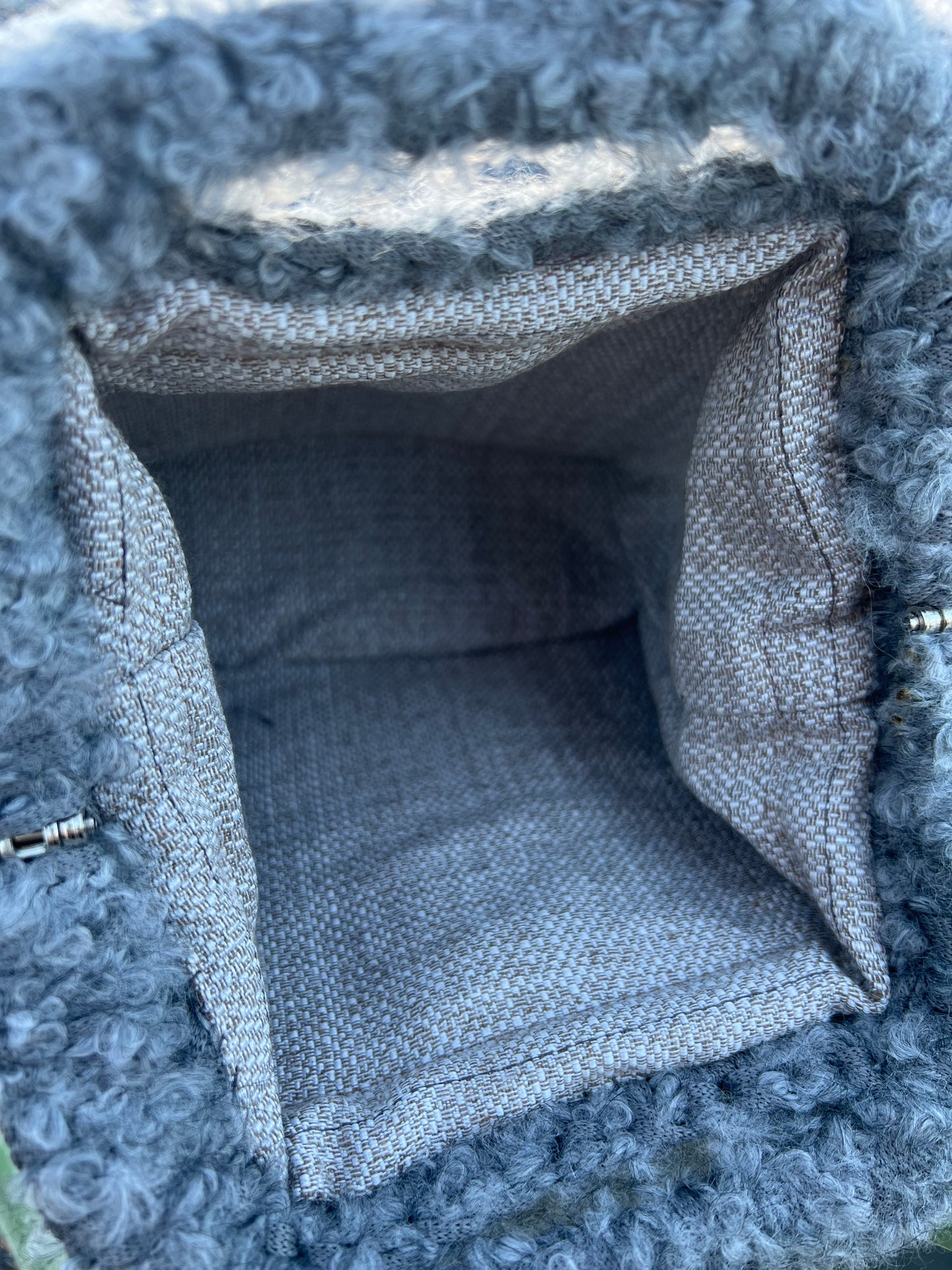 Clutch grigia pelosetta