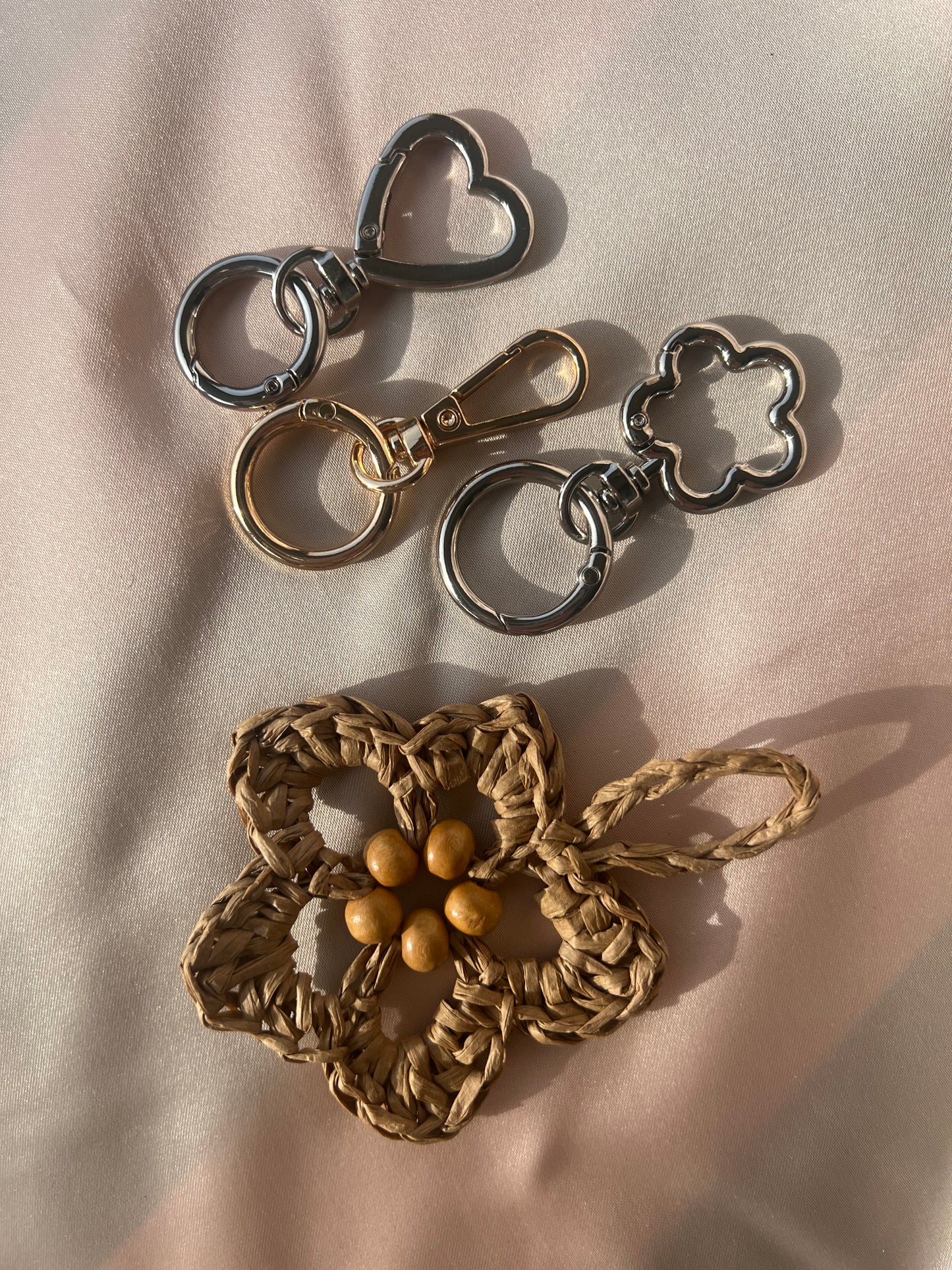 Fiore in Rafia naturale