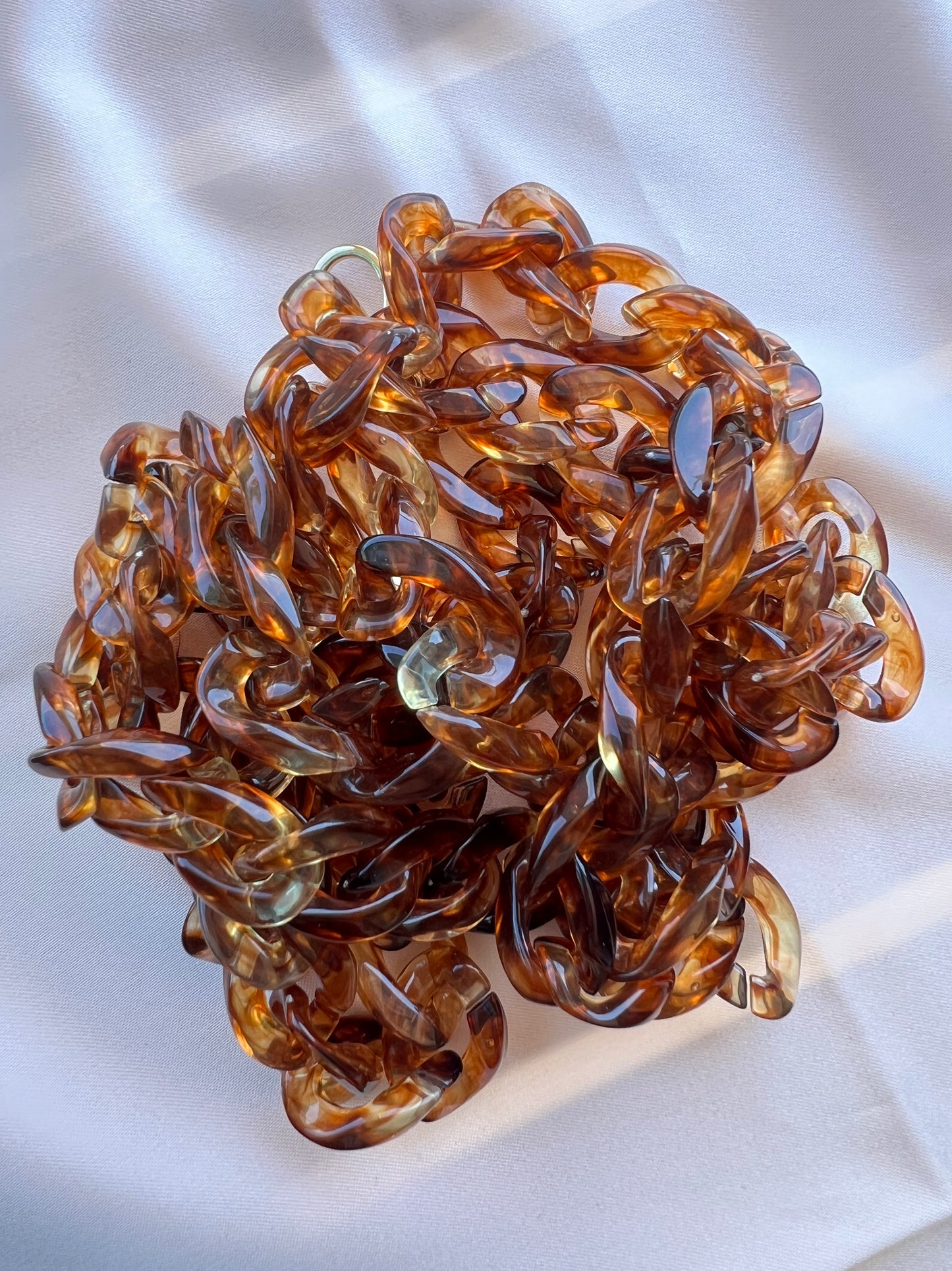 Catena in resine Ambra