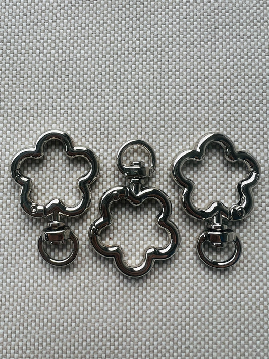 Fiore sagoma argento (2pz)