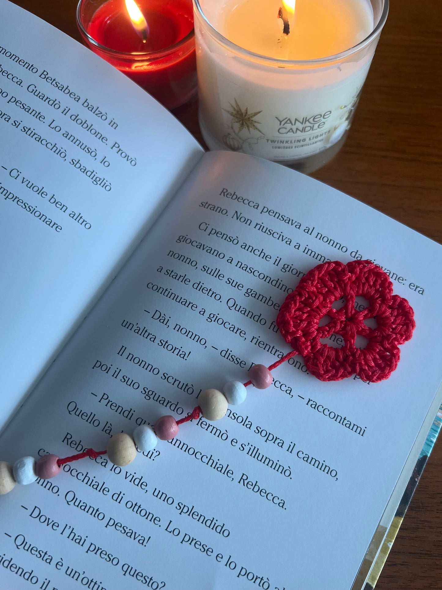 Segnalibro Fiore tra le righe